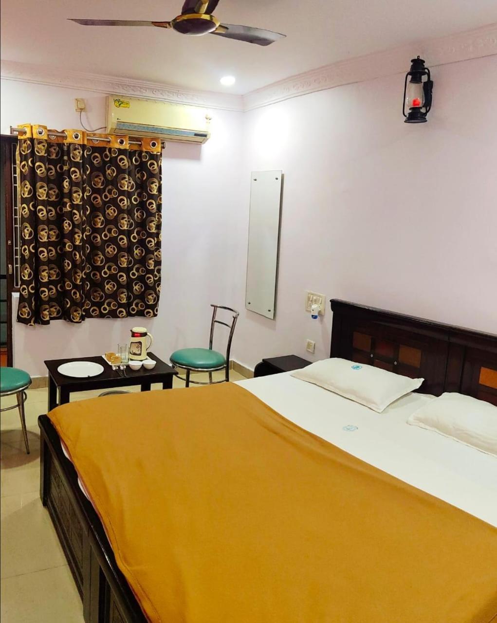 Sv Guest Rooms Visakhapatnam Exterior photo